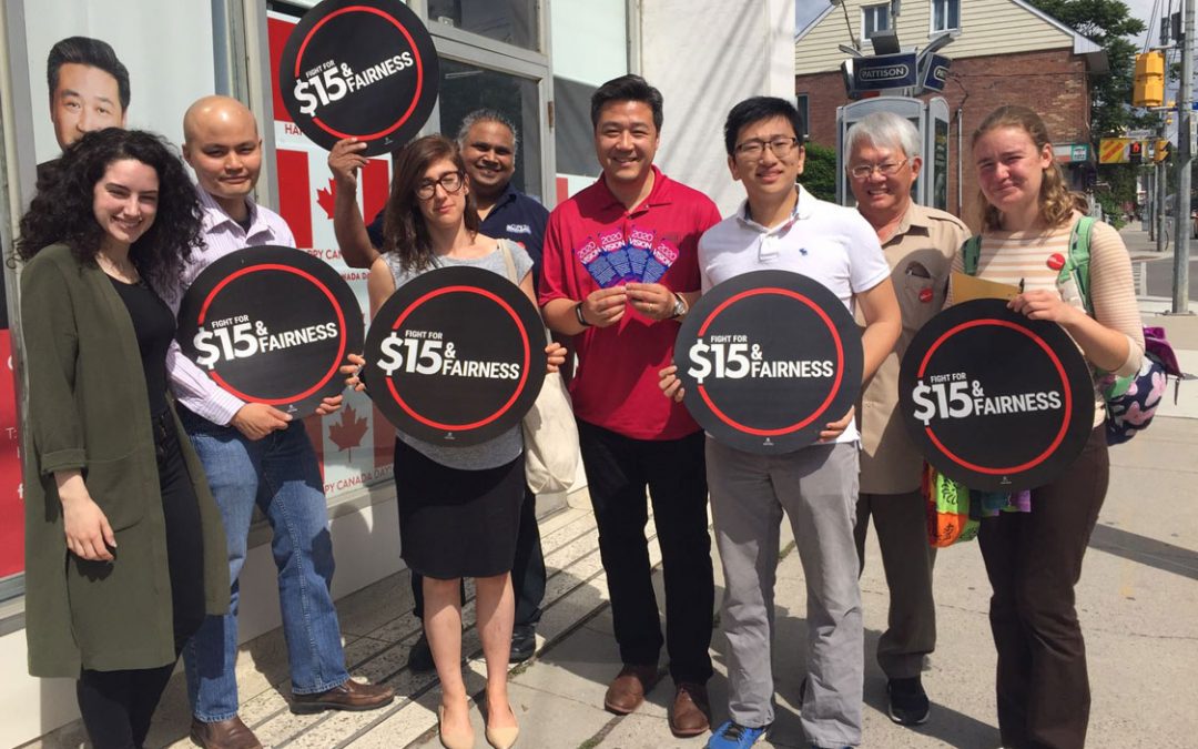 Les étudiantes et étudiants appuient la Lutte pour 15 $ et l’équité partout en Ontario